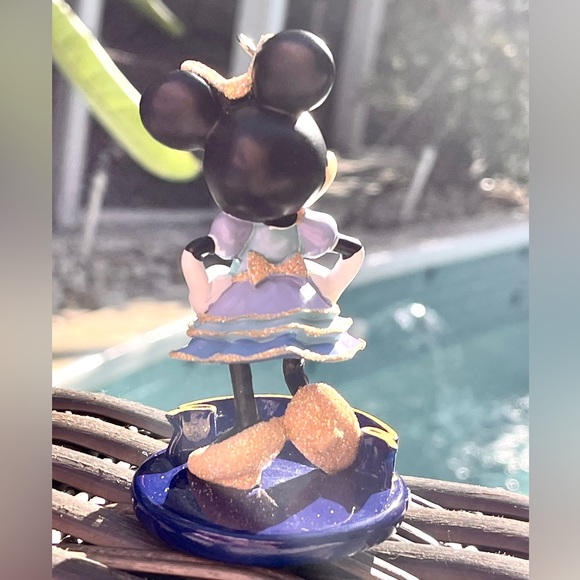 Walt Disney World 50th Anniversary Minnie Mouse Hanging Ornament - Picture 11 of 15